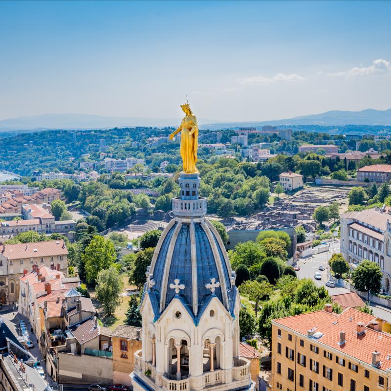 emlyon business school